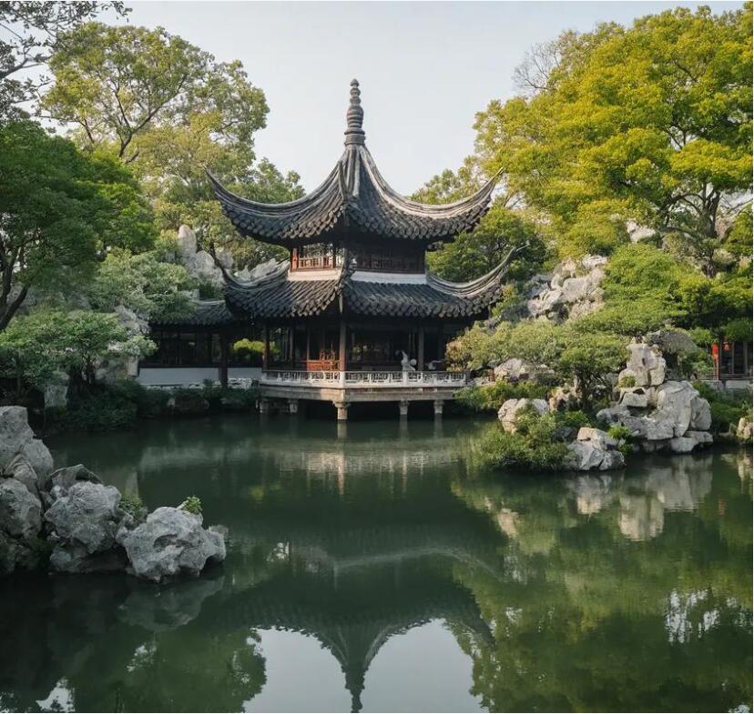 伊春翠峦傲芙土建有限公司